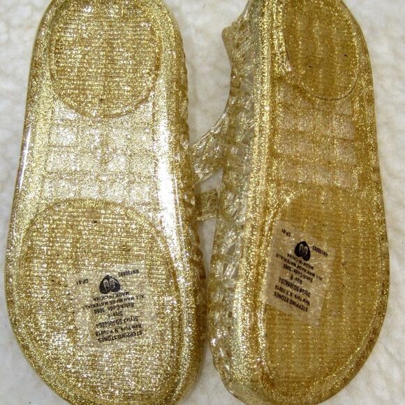 Lot of 5 girls shoes Rampage, Carters, Garanimals & more  (size 5) - Picture 6 of 16